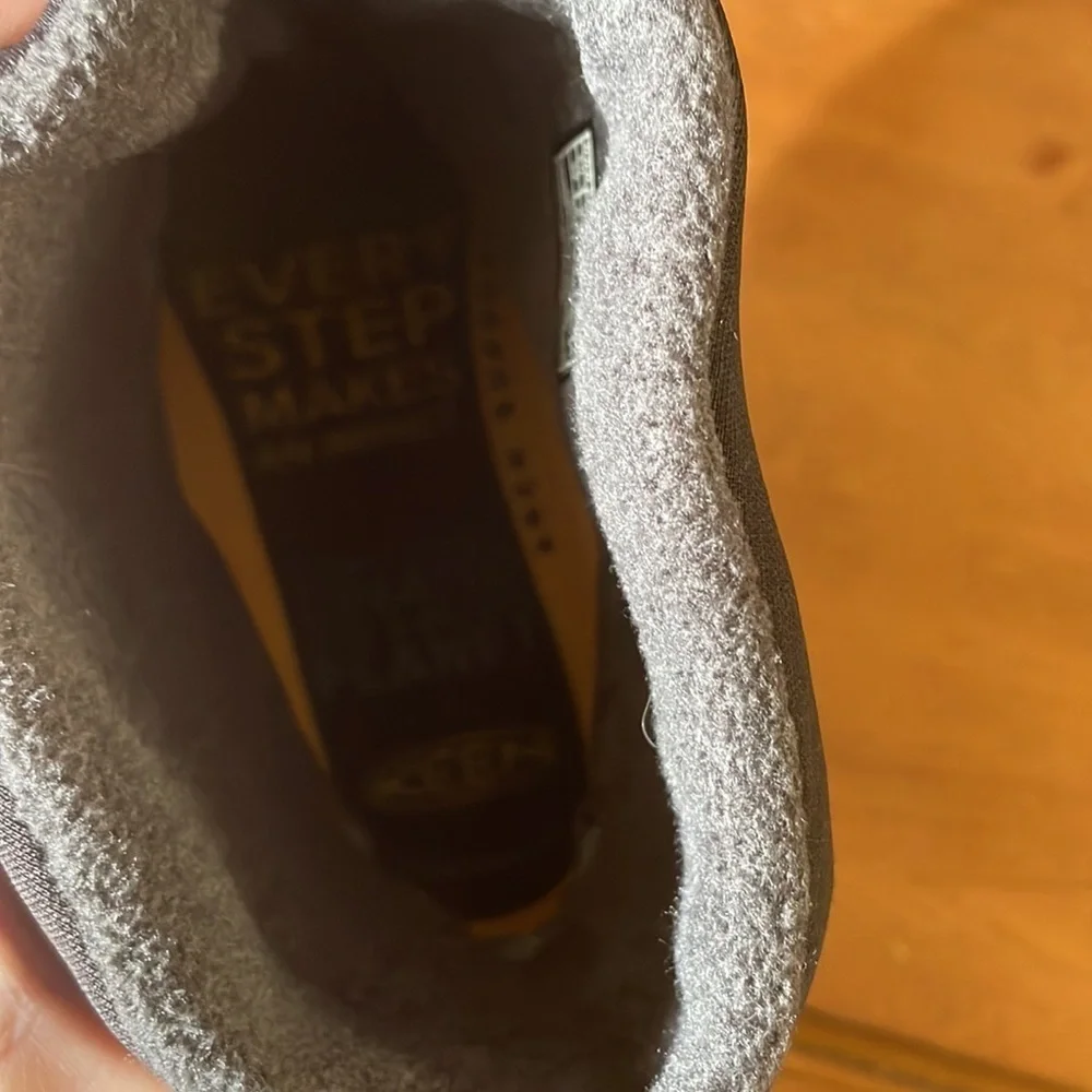 Keen NWT UNEEK SNK Chukka Boots Size 8.5